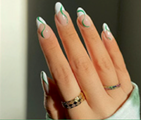 Calm - Green Squiggle Nails